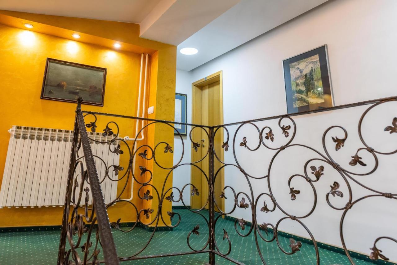 Hotel Vamos Sarajevo, B&B Ngoại thất bức ảnh